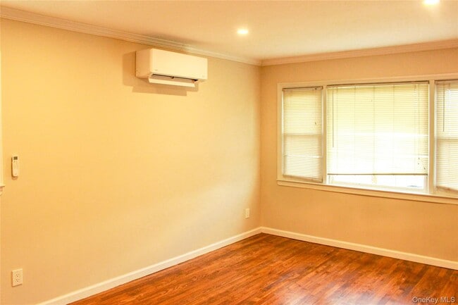 Building Photo - 121 Nassau Blvd