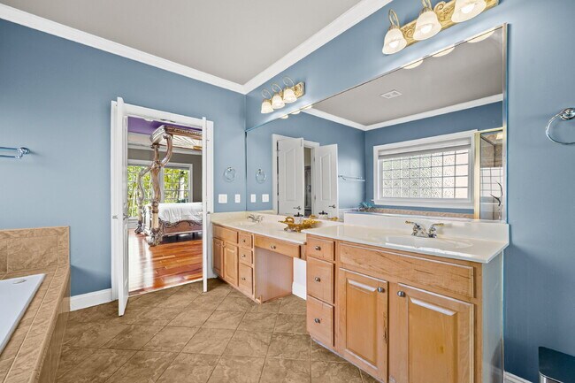 Building Photo - "Luxurious 4-Bed Oasis with Granite Countertops & Cozy Fireplace in Charlotte - 3914 Sq Ft of Ele...