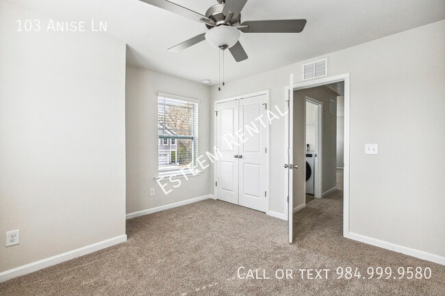 Building Photo - 103 Anise Ln
