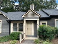 Building Photo - 205 Tabor View Ln