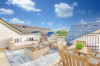 Building Photo - 4323 Dickason Ave