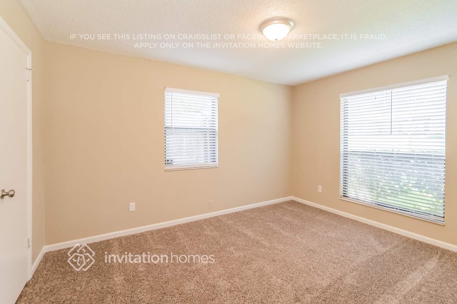 Building Photo - 8323 Country Creek Blvd