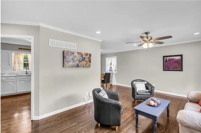 Building Photo - 8604 Ford Ave