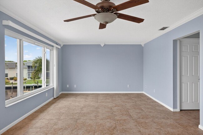 Building Photo - Gulf Access 2 bedroom 2 Bath Fully updated Condo with Water View