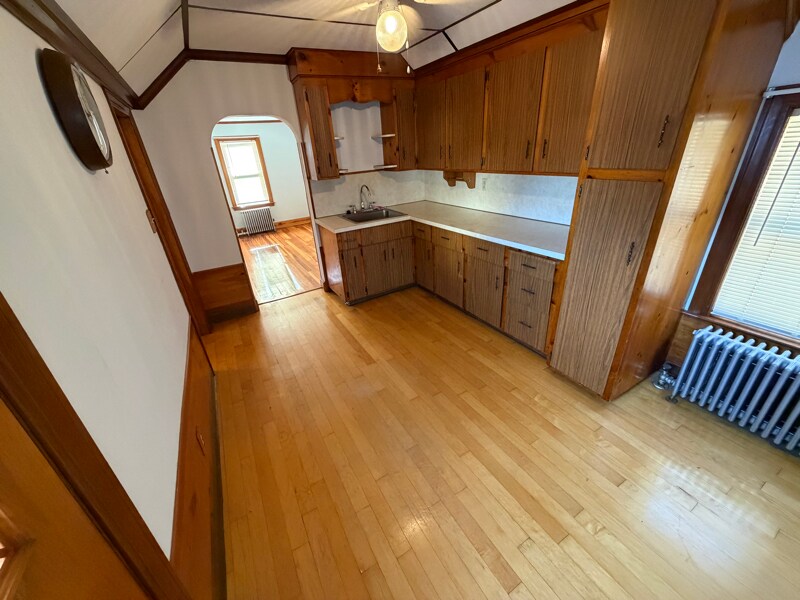 Building Photo - 7 Pearl St