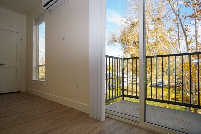 Building Photo - 4614 N Iota Ln