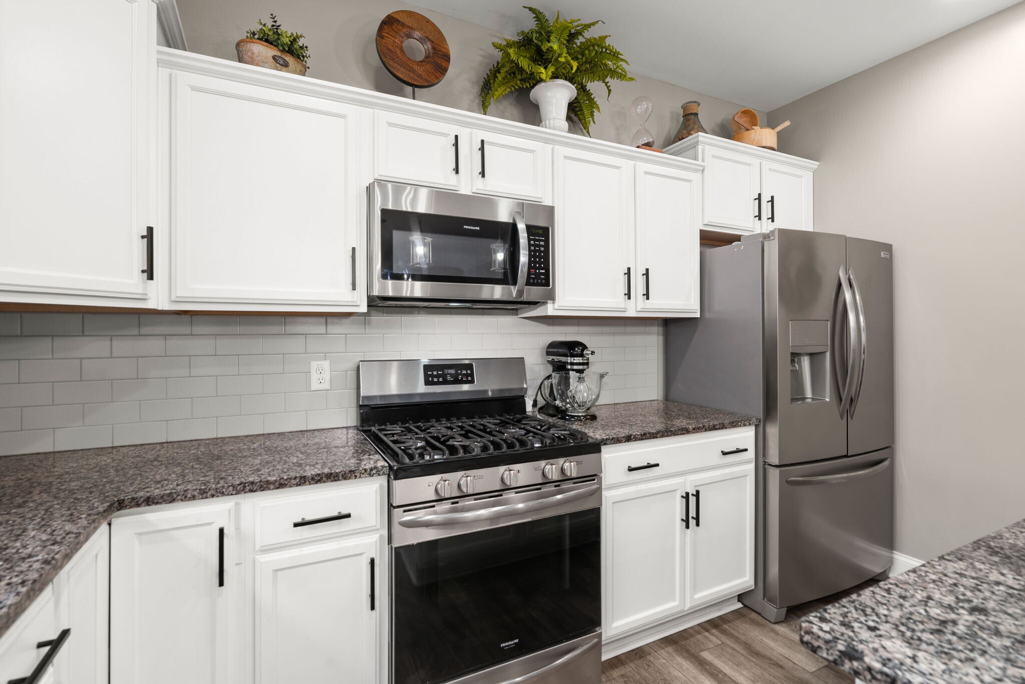 Building Photo - 65 Folly Road Blvd