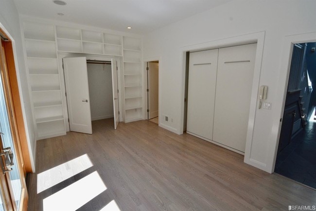 Building Photo - 884 De Haro St