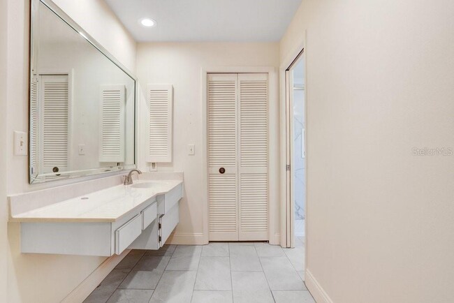 Building Photo - 13919 Wellesford Way