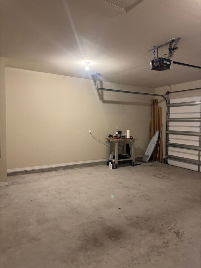 Building Photo - 156 Creve Core Dr