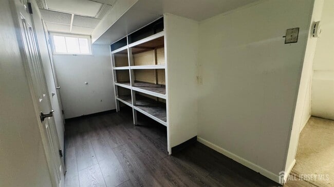 Building Photo - 966 Bergen Ave