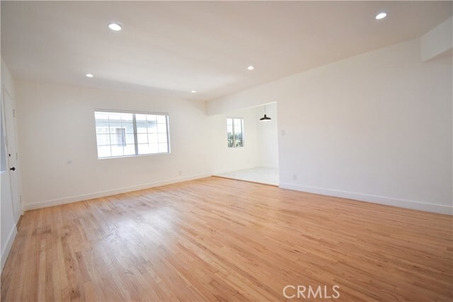 Building Photo - 1570 N Verdugo Rd