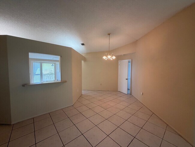 Building Photo - 4008 Palau Dr