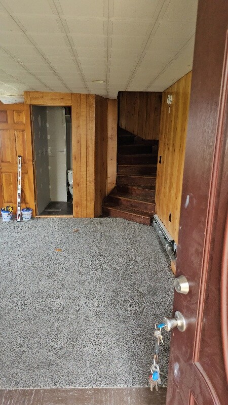 Building Photo - 19 Lloyd Dr