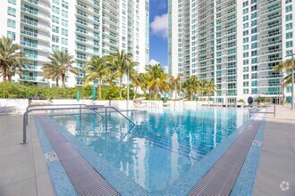 Building Photo - 951 Brickell Ave