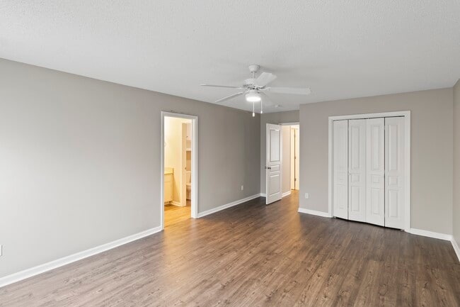 Building Photo - 304 Claremont Avenue