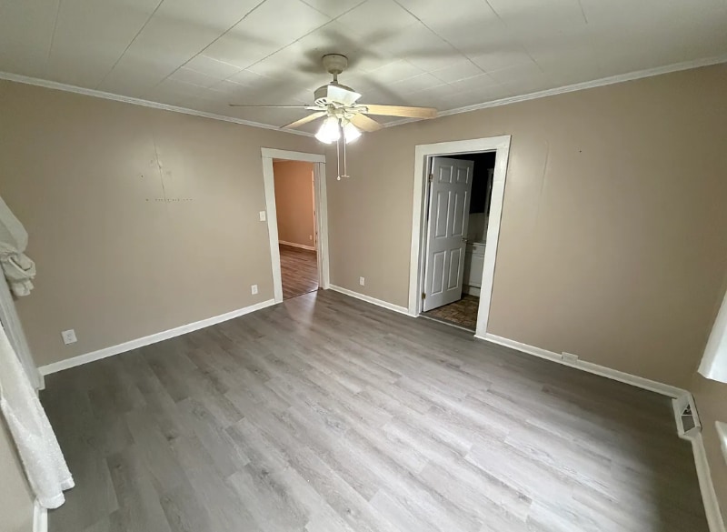 Building Photo - 18 N Central Ave