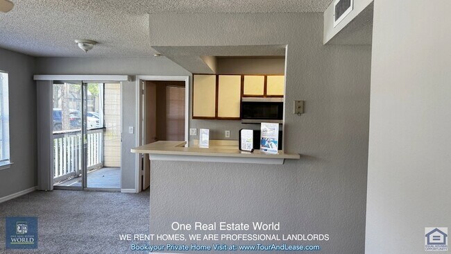 Building Photo - 1029 S Hiawassee Rd