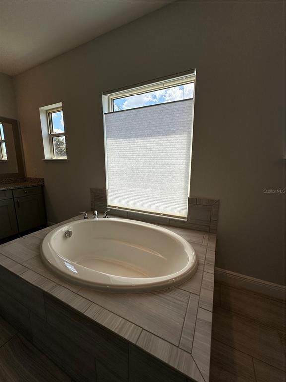 Building Photo - 15702 Shorebird Ln