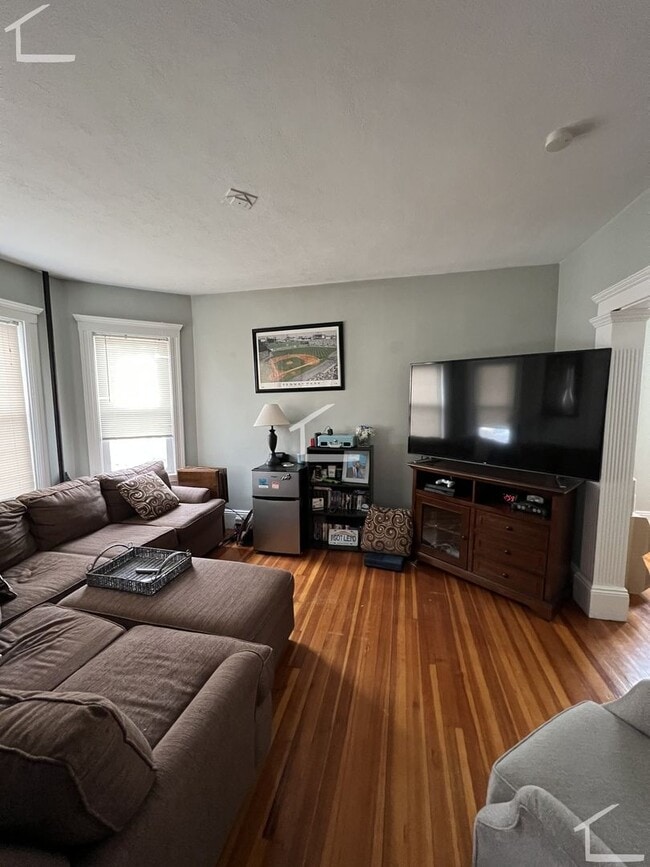 Building Photo - Very Affordable 2 bed in Brighton...