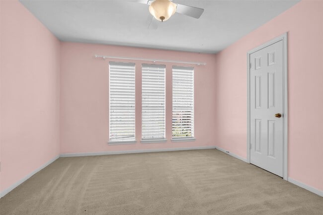 Building Photo - 17703 Forest Park Ln