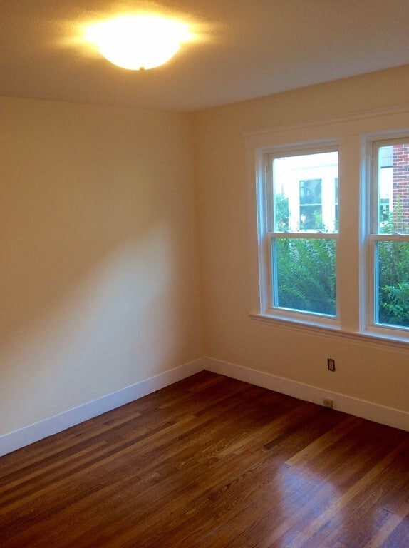 Building Photo - 61-63-63 Bartlett Ave