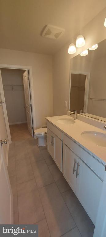 Building Photo - 296 Ensemble Wy