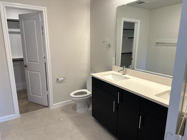 Building Photo - 1271 Mill Pl