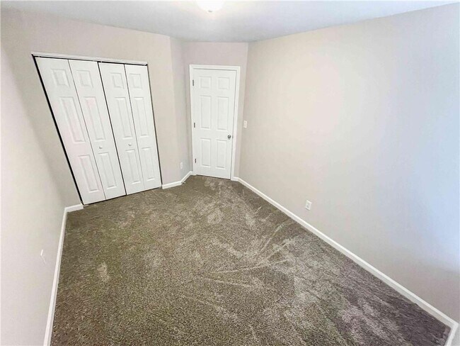 Building Photo - 4682 Liberty Square Dr