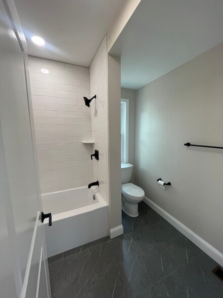 1st Bathroom - 117 Rome Ave