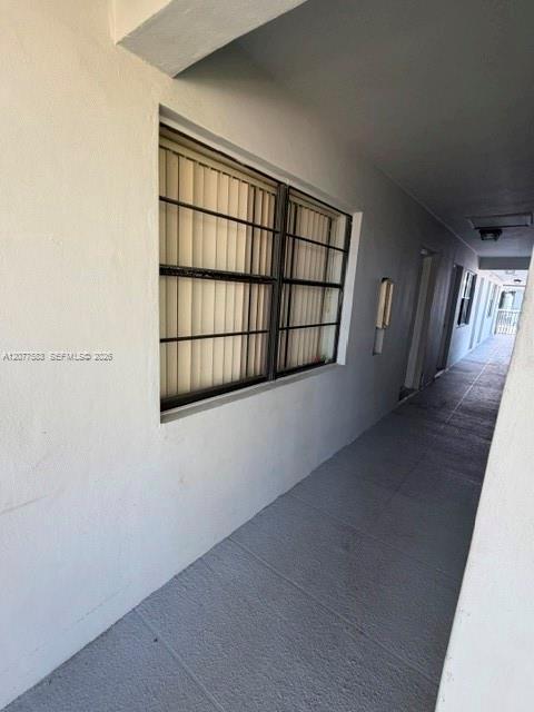 Building Photo - 4590 SW 67th Ave
