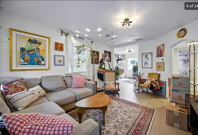 Building Photo - 1466 15th St S