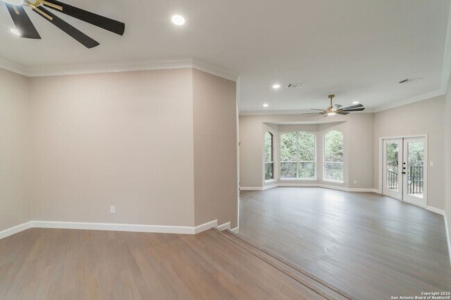 Building Photo - 18605 Elmbrook