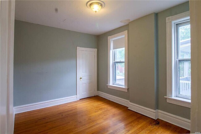Building Photo - 4141 Flad Ave