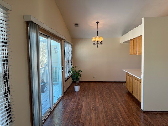 Building Photo - 1796 Vermont Dr