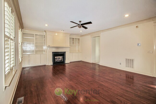 Building Photo - 3 bd/ 3.5 ba Home with Garage in Downtown Wilmington