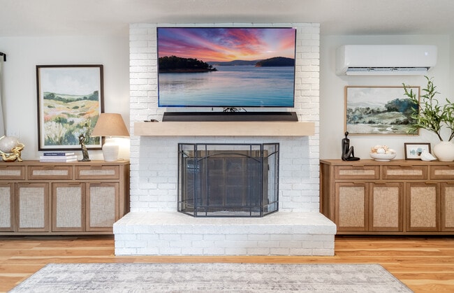 Building Photo - 3515 Indianbrook Dr