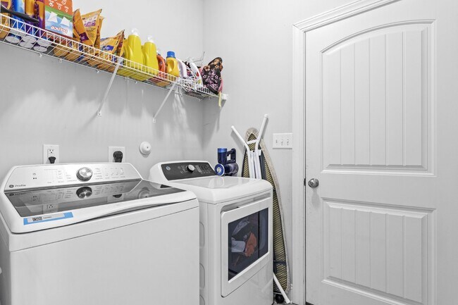 Building Photo - 326 Aquamarine Cir