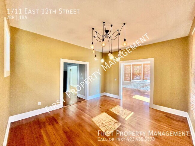 Building Photo - 1711 E 12th St