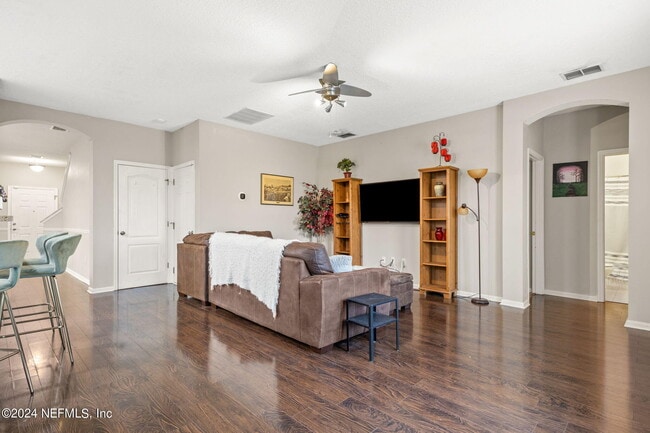 Building Photo - 1545 Harvest Cove Dr