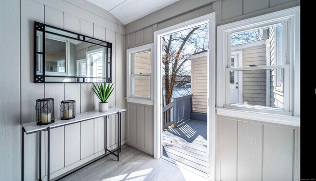 Building Photo - 60 Indian Spring Rd