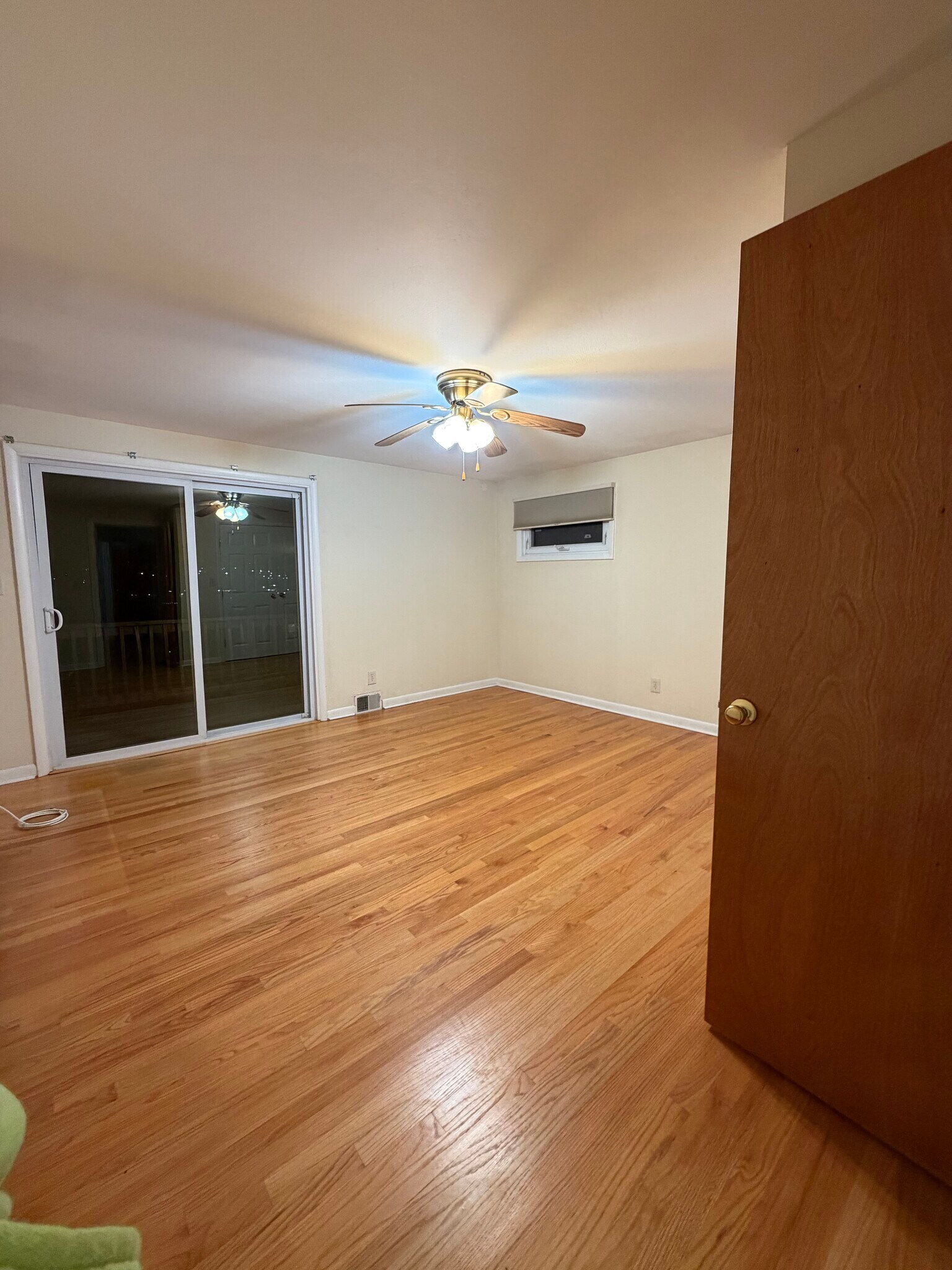 Building Photo - 1514 Caleb Ave