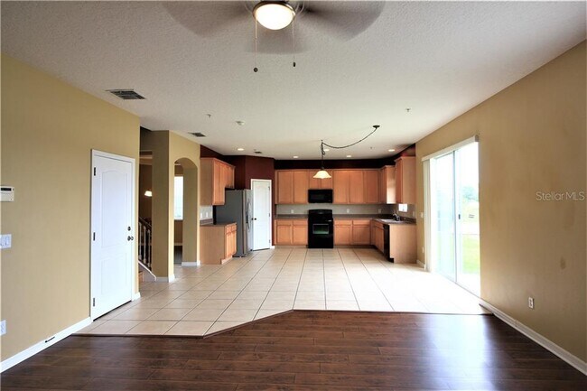 Building Photo - 9707 Lake District Ln