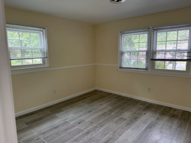 Building Photo - 13021 Sturbridge Rd