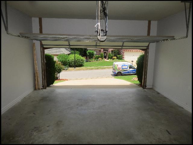 Building Photo - 21 Commentry Dr