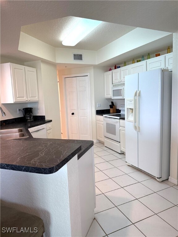 Building Photo - 8751 Estero Blvd