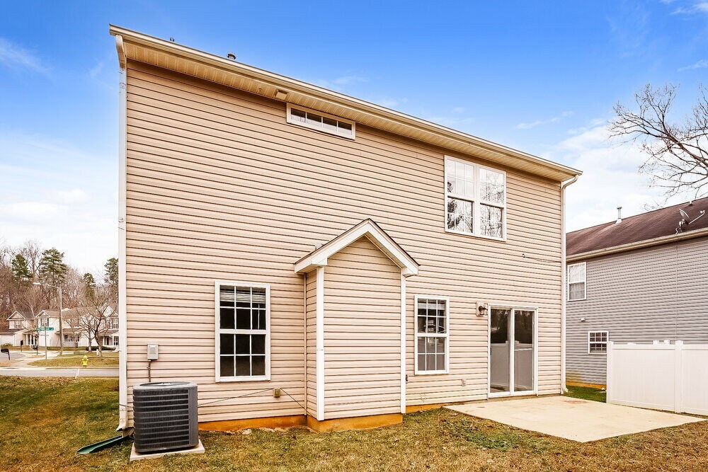 Building Photo - 5113 Autumn Oak Dr