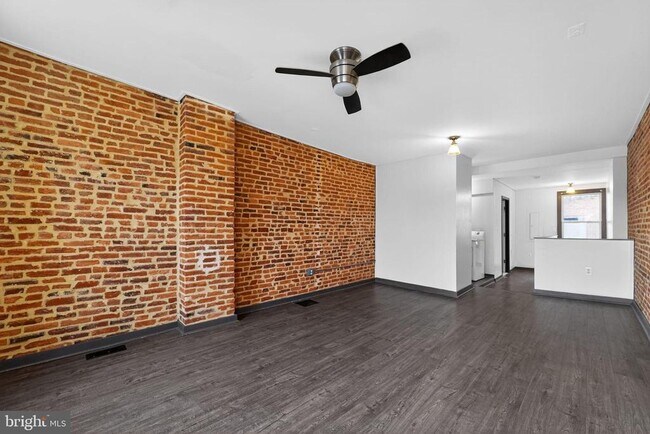 Building Photo - 1602 Latrobe St