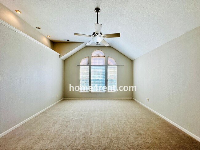 Building Photo - 14236 W 153rd St