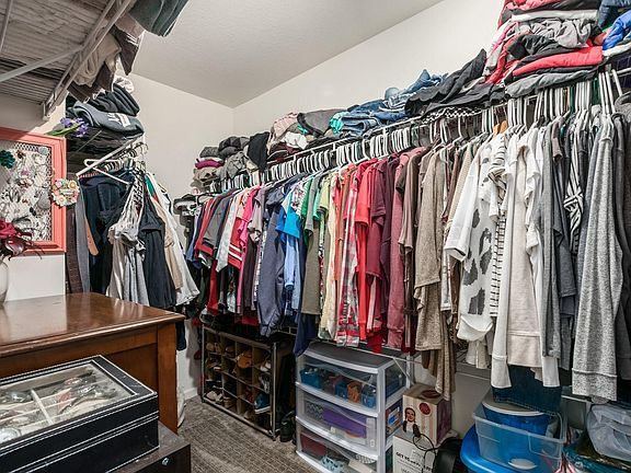 Master BR CLoset - 657 Grove Cir